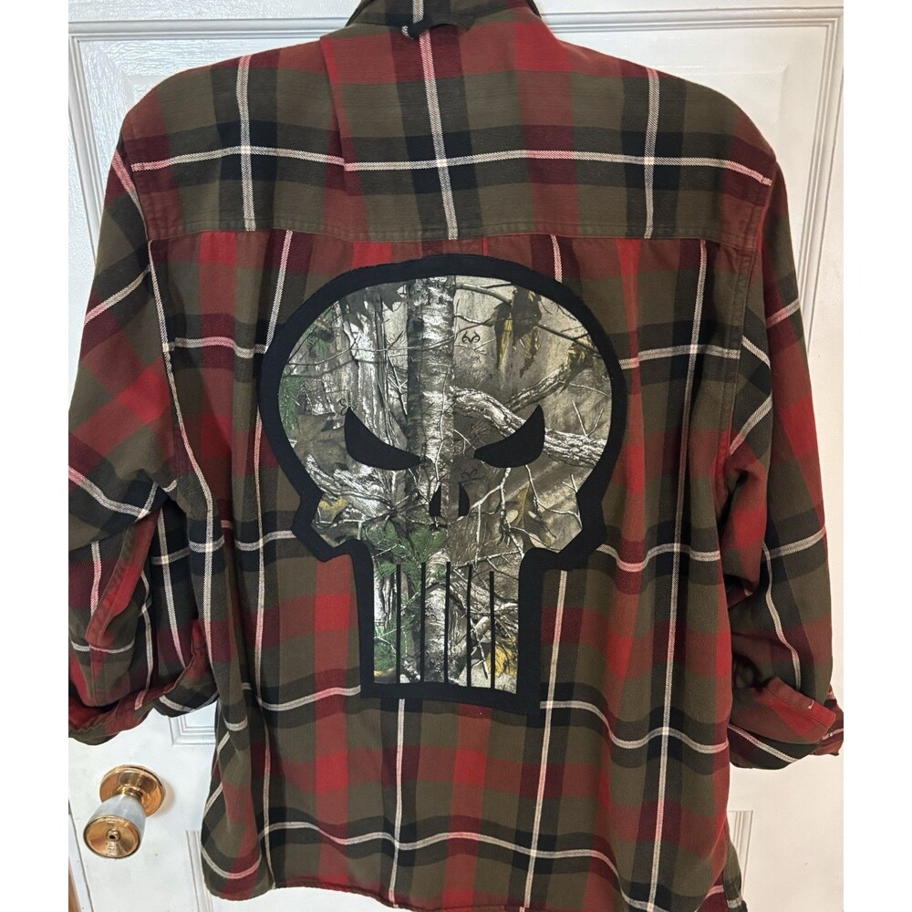 Marvel Punisher Camo Hunter Plaid Upcycled Flannel Shirt Button Up Men's Medium